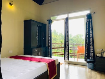 Wayand Whistling Woods,,2 star