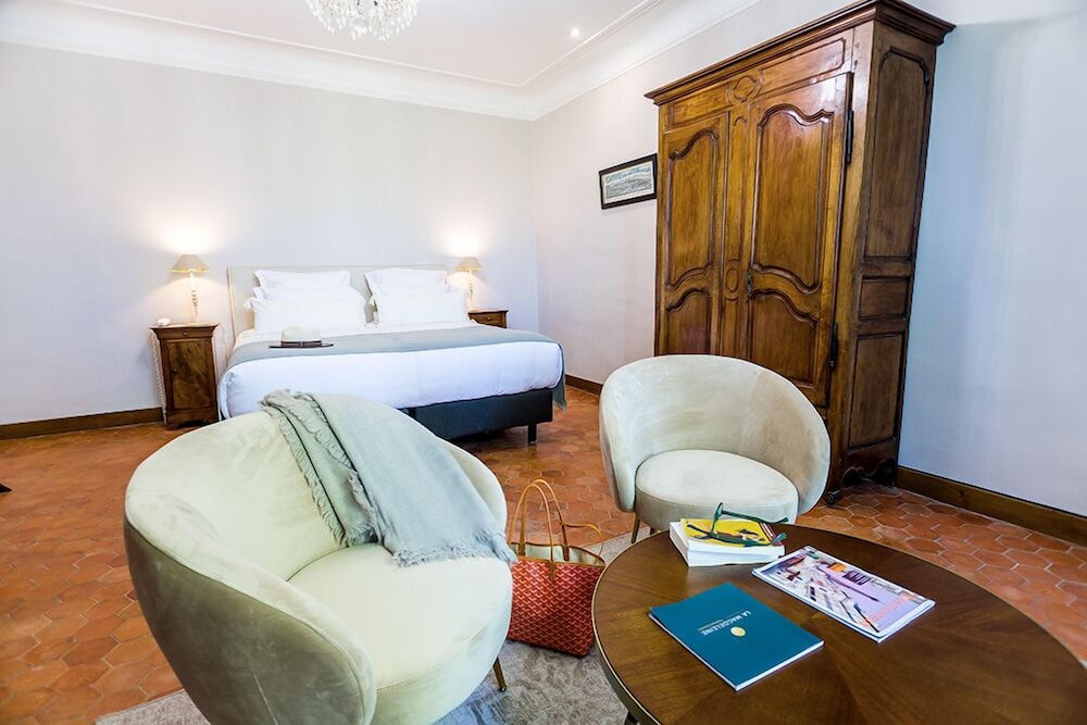 hotel and restaurant la magdeleine mathias dandine