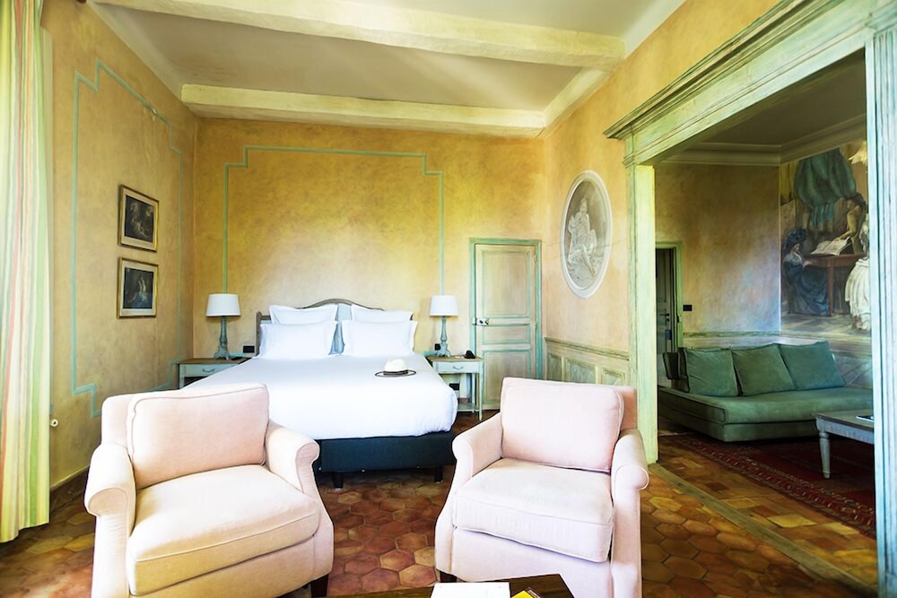 hotel and restaurant la magdeleine mathias dandine
