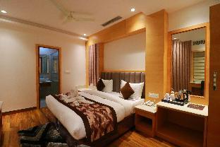 Country Green Hotel,,3 star