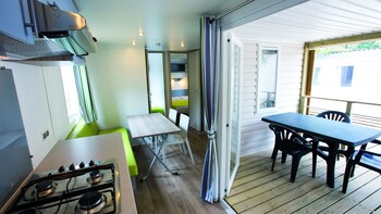 club vacances bleues domaine de chateau laval