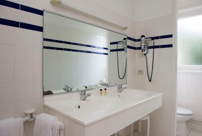 hotel and residence orhoitza