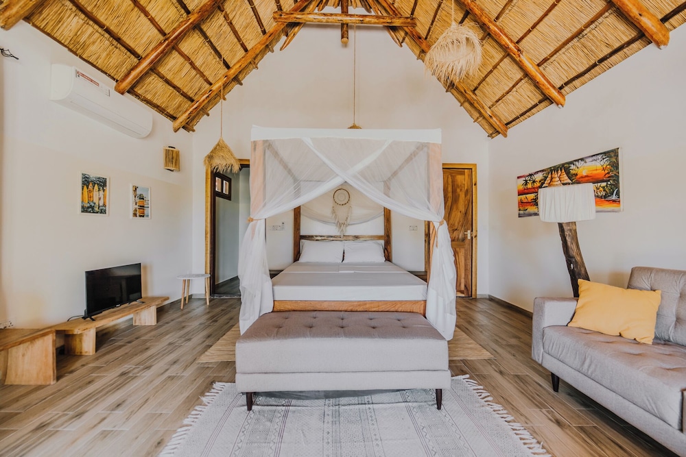 zaria garden bungalow