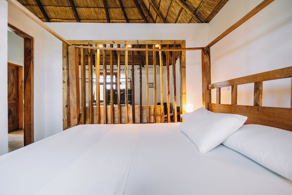 zaria garden bungalow