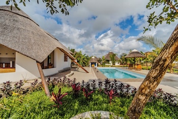 zaria garden bungalow