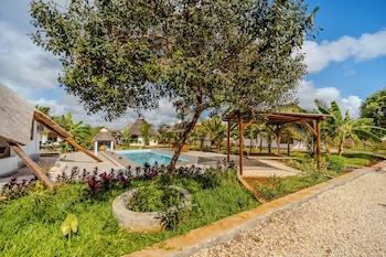 zaria garden bungalow