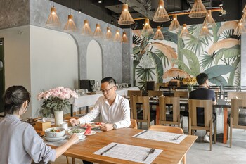 mandala hotel and suites hai duong