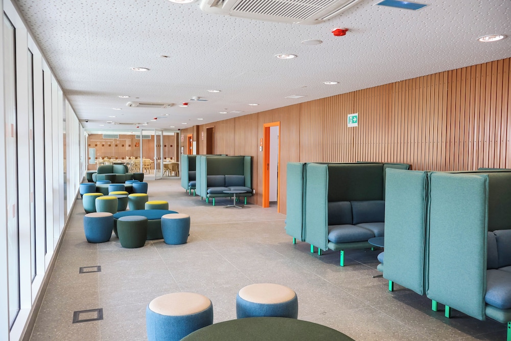 loop homes tower burjassot hotel