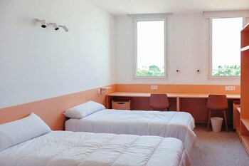 loop homes tower burjassot hotel