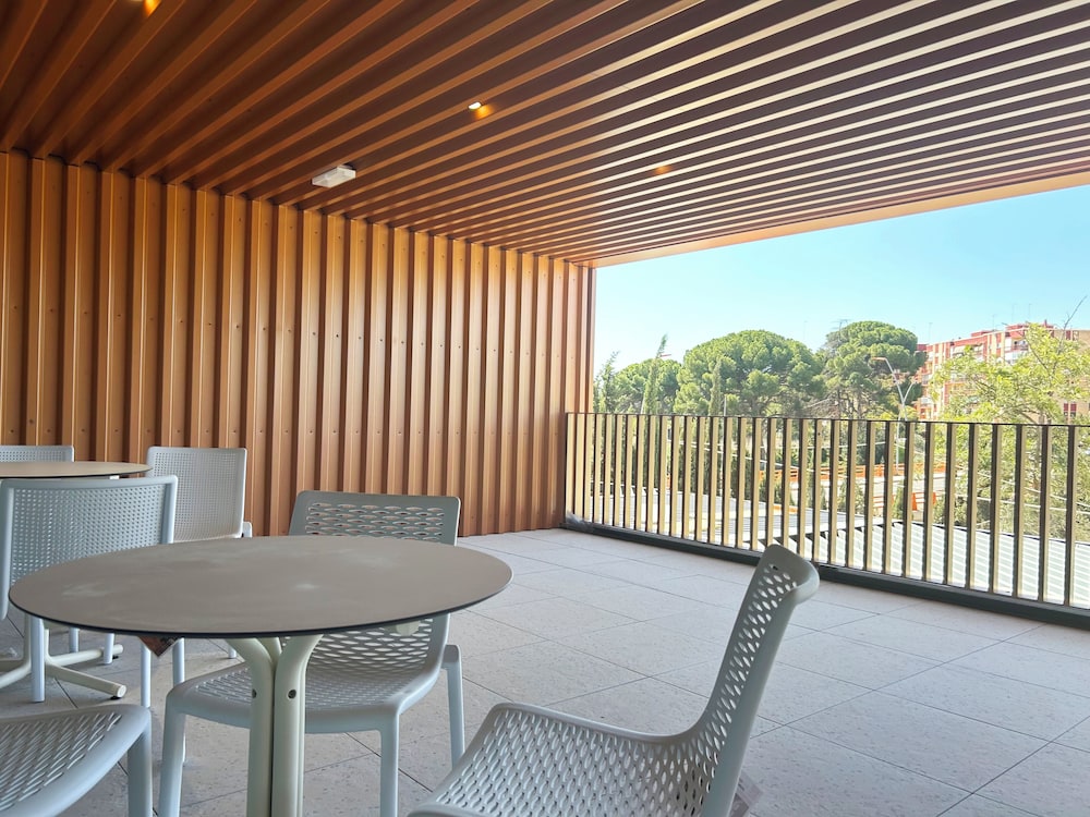 loop homes tower burjassot hotel