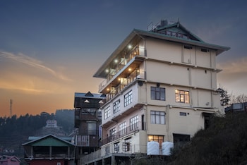 Kufri Hill View,,2.5 star