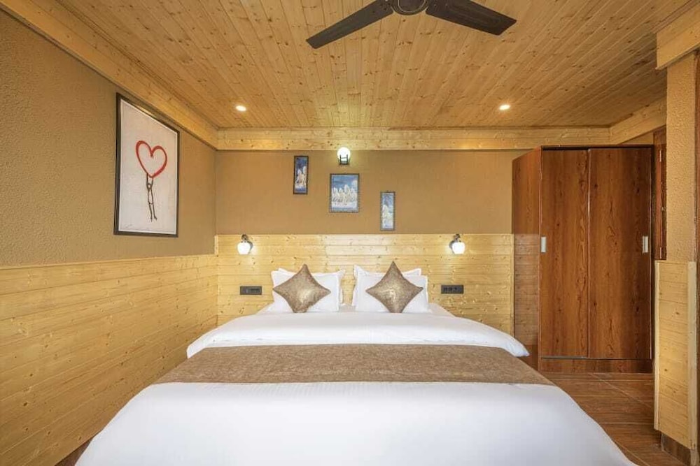 the charvi retreat by exotic stays