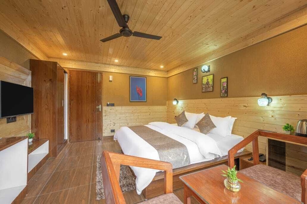 the charvi retreat by exotic stays