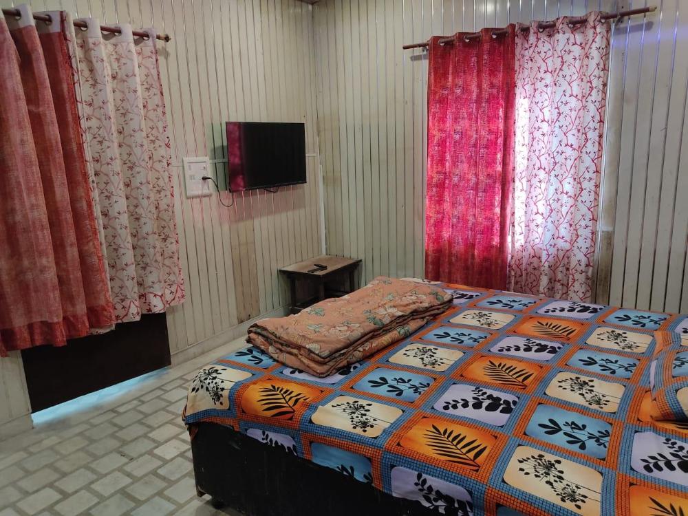 aatithi hotel by grb