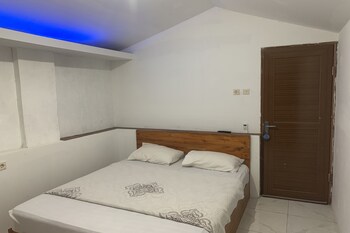 mozza guest house