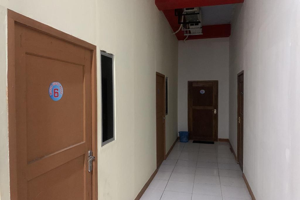 mozza guest house