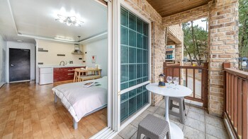 taean atirans beach pension