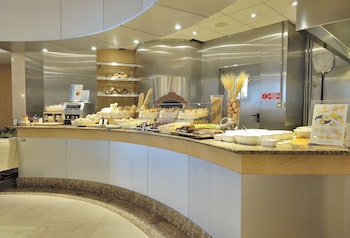 hilton milan