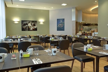 hilton milan