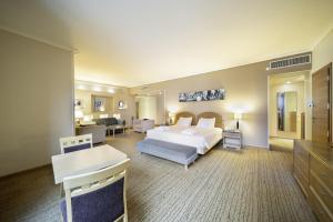 hilton milan