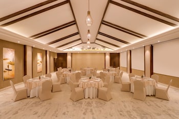 tigerland safari a lemon tree resort