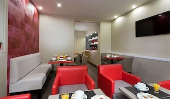 Hotel Des Pavillons,Batignolles>>Arc De Triomphe,2 star