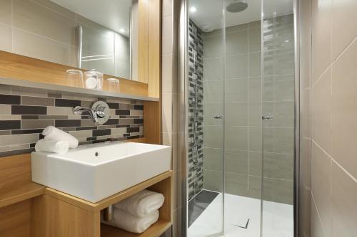 Les Jardins De Mademoiselle Hotel & Spa,Near Rue Du Commerce,4 star