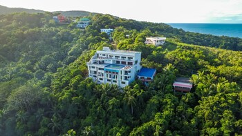 horizon hotel romblon