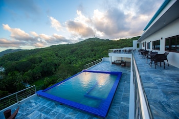 horizon hotel romblon