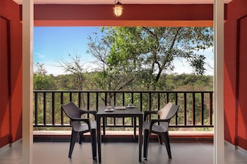 keys lite by lemon tree hotels sylvan dapoli