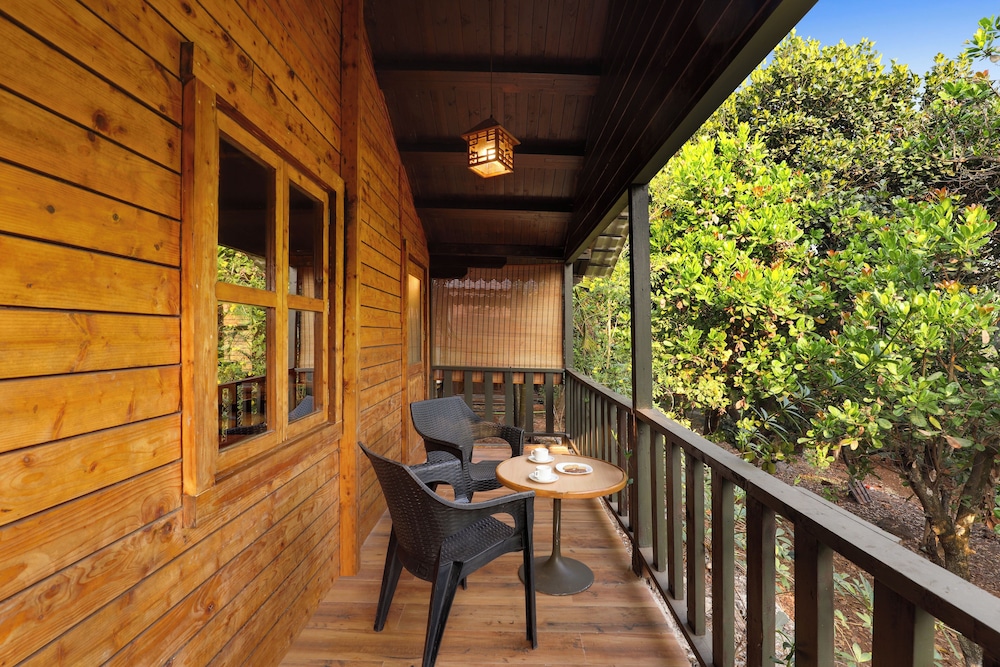 keys lite by lemon tree hotels sylvan dapoli