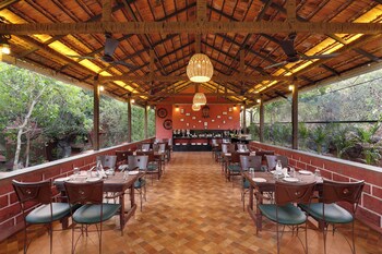 keys lite by lemon tree hotels sylvan dapoli