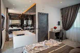 forever luxury rooms