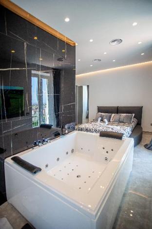 forever luxury rooms