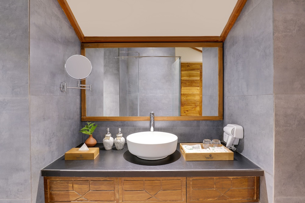 lemon tree wildlife resort kanha