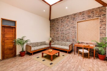 lemon tree wildlife resort kanha