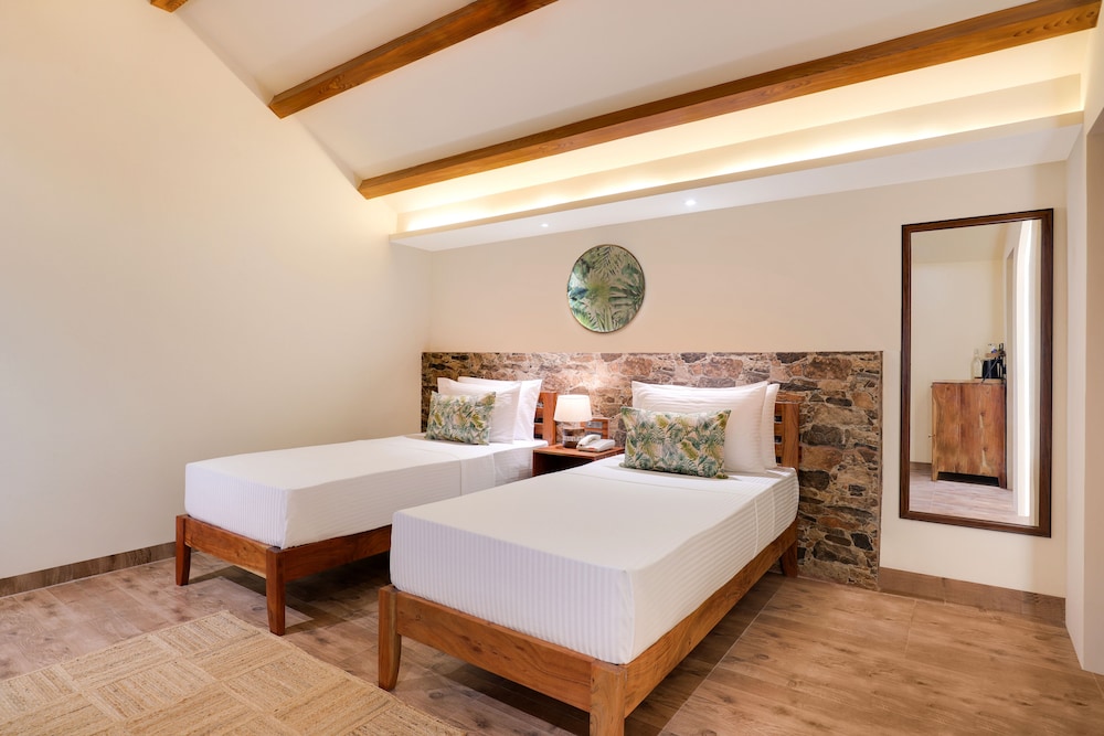 lemon tree wildlife resort kanha