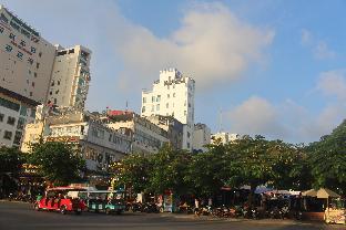 the moon boutique hotel cat ba