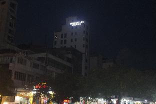 the moon boutique hotel cat ba