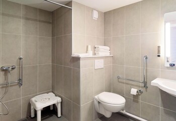 bandb hotel paris clichy sous bois