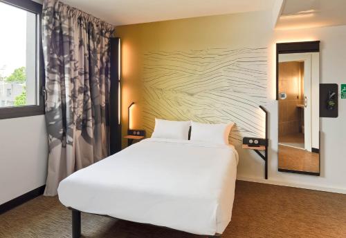 bandb hotel paris clichy sous bois