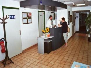 sure hotel by best western porte de dieppe