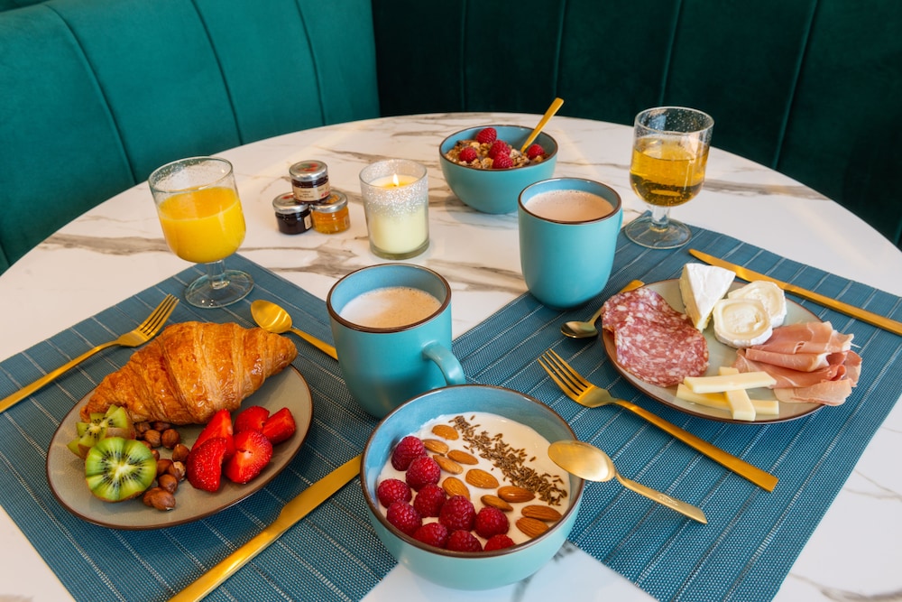 sure hotel by best western porte de dieppe