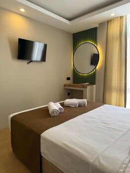 red castle hotel and pub