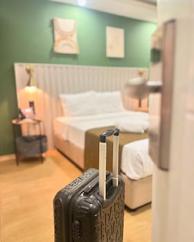 red castle hotel and pub