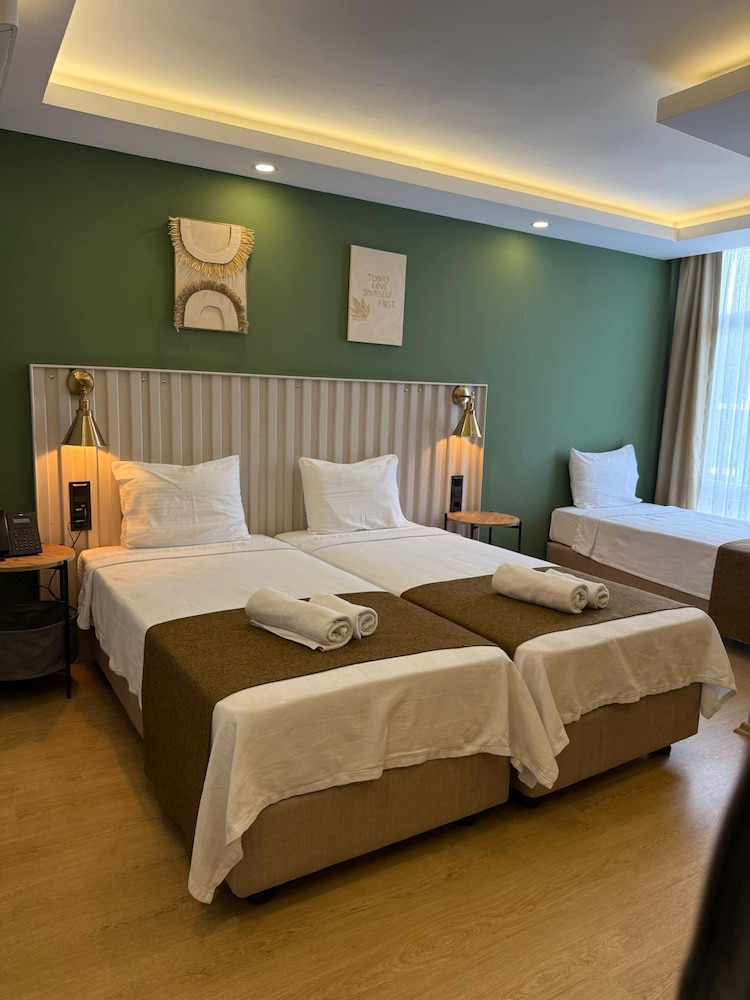 red castle hotel and pub