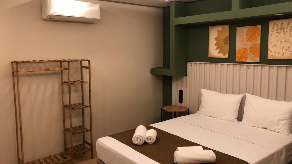 red castle hotel and pub