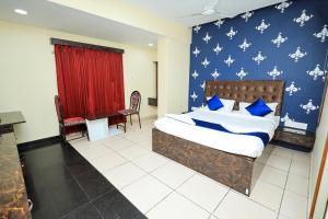 Vivelaa Hotels And Restobar,,3 star