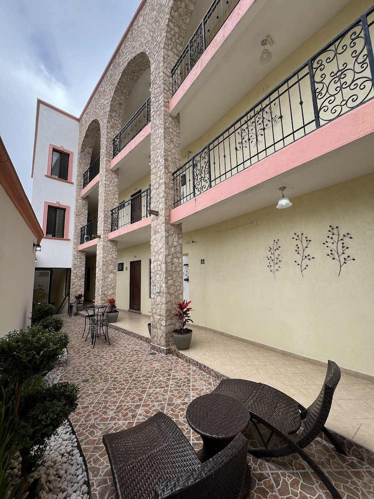 hotel la capilla bernal