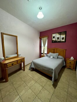 hotel la capilla bernal